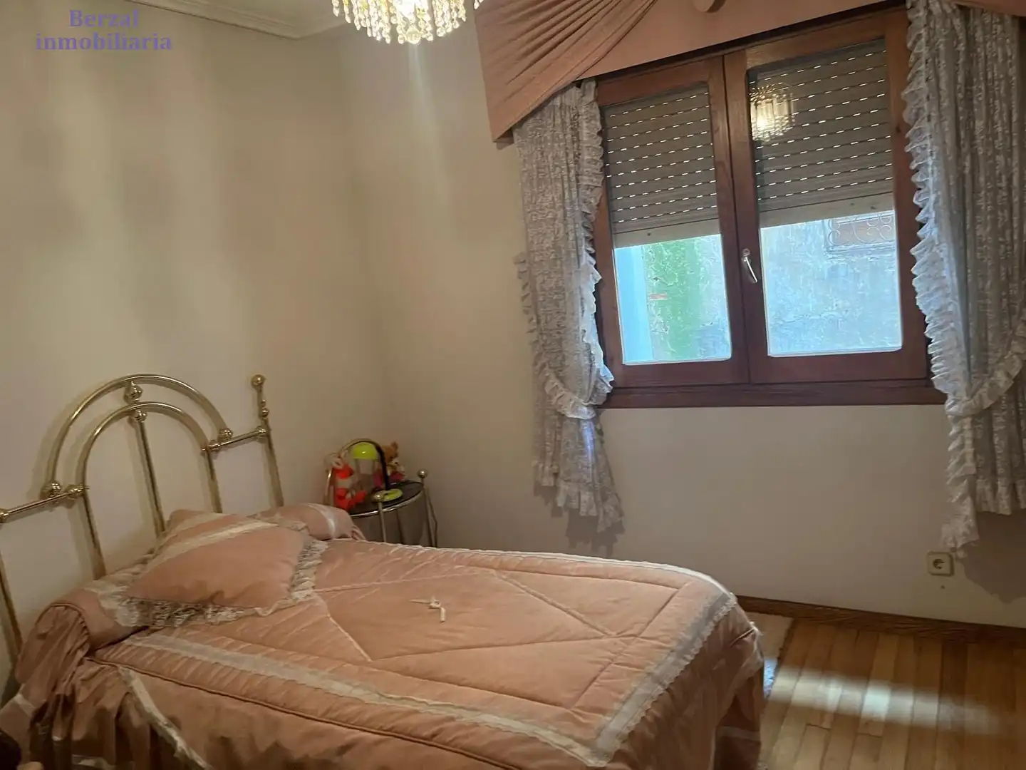 Habitación de Casa o chalet en venta en Cenicero