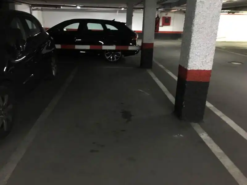 Garaje en venta en Paseo de la Castellana, Cuatro Caminos - Azca