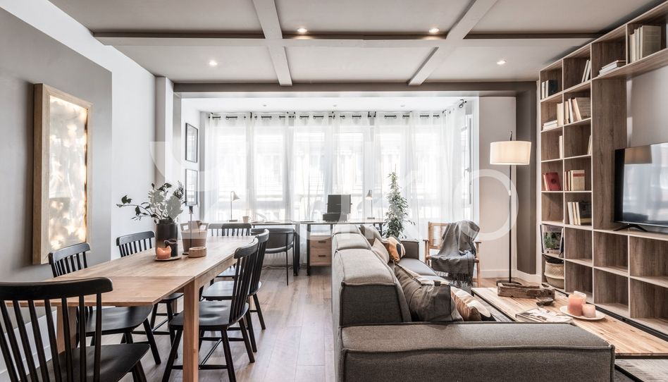 Apartamento de alquiler en Calle de Manuel Cortina, Trafalgar - Imagen 2