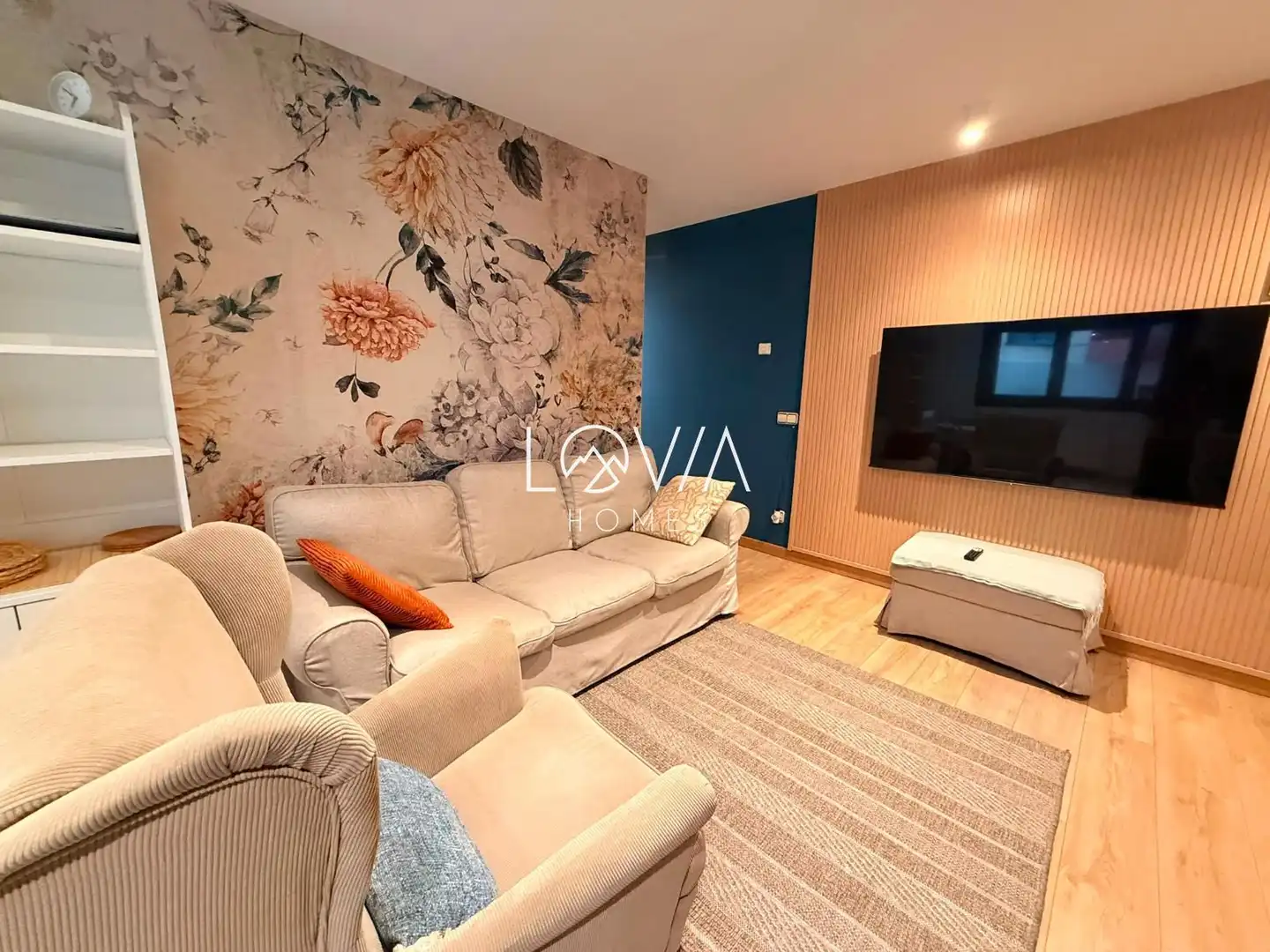 Living room of Flat for sale in Gijón   with Heating and Furnished