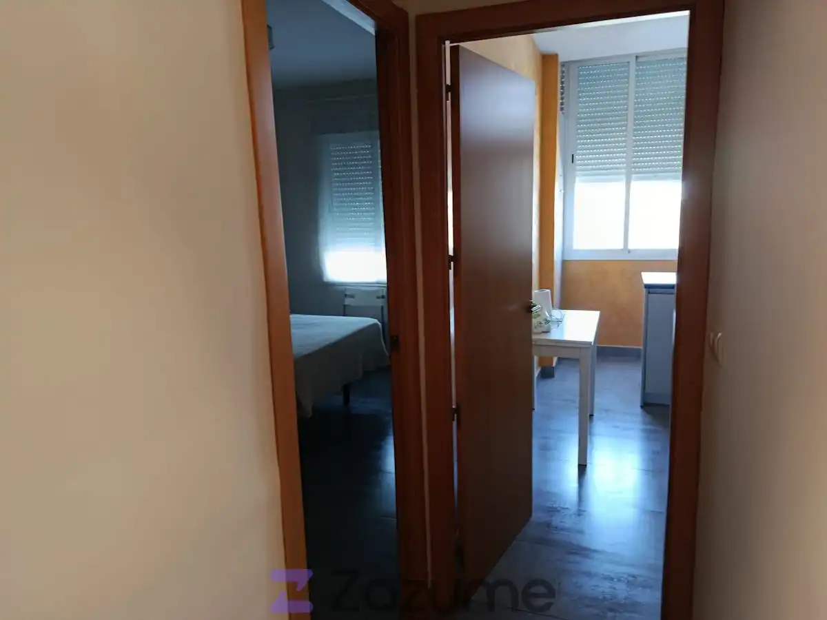 Schlafzimmer von Wohnungen zur Miete in Sevilla mit Klimaanlage, Heizung und Möbliert