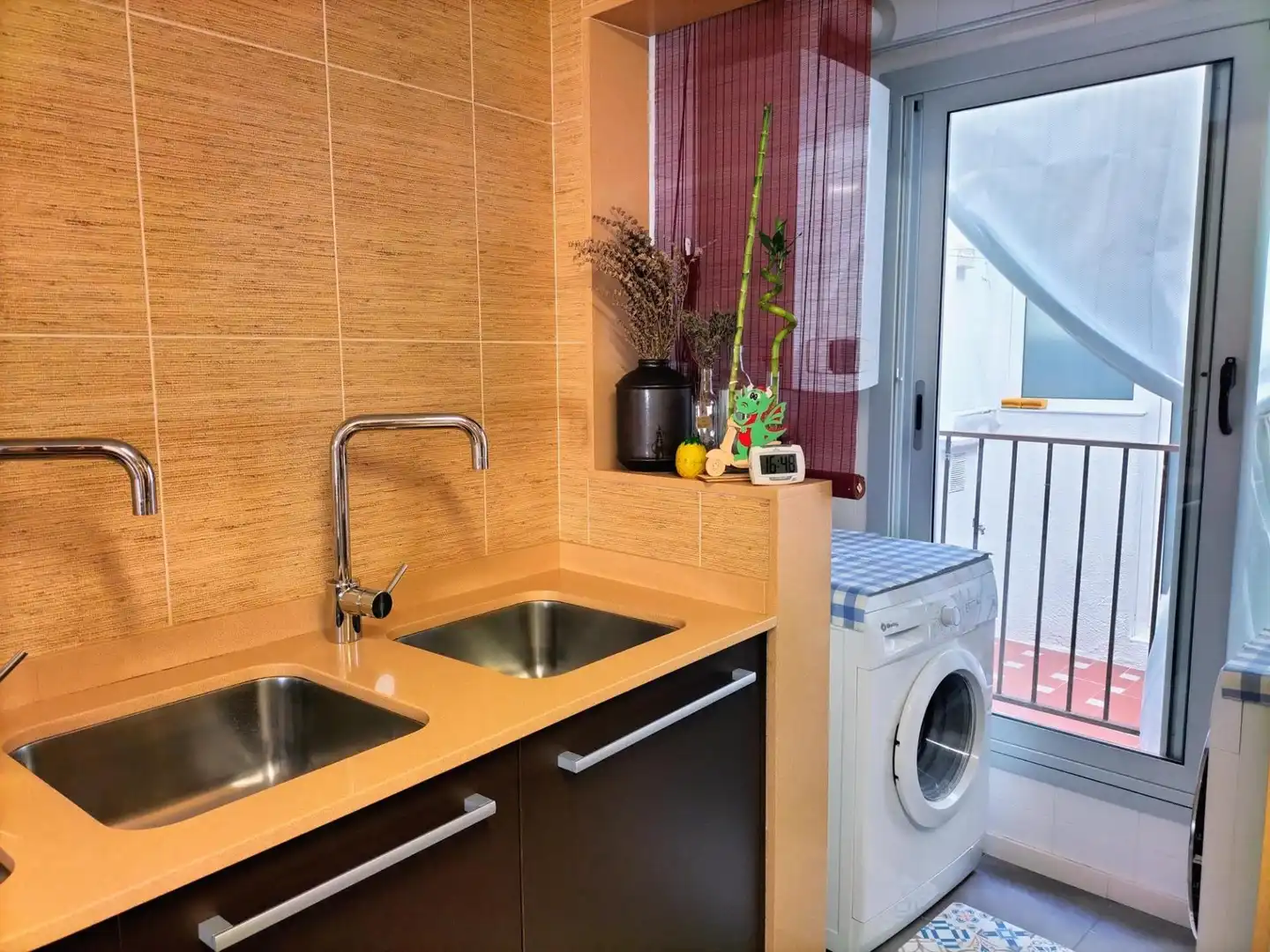Kitchen of Apartments for sale in Vilanova i la Geltrú  with Heating, Terrace and Balcony