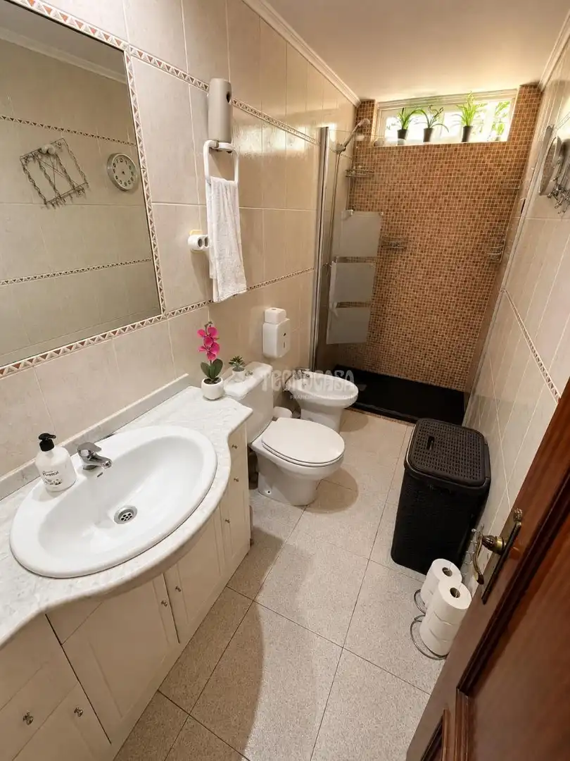 Baño de Piso en venta en Madrid con Aire acondicionado, Calefacción y Terraza
