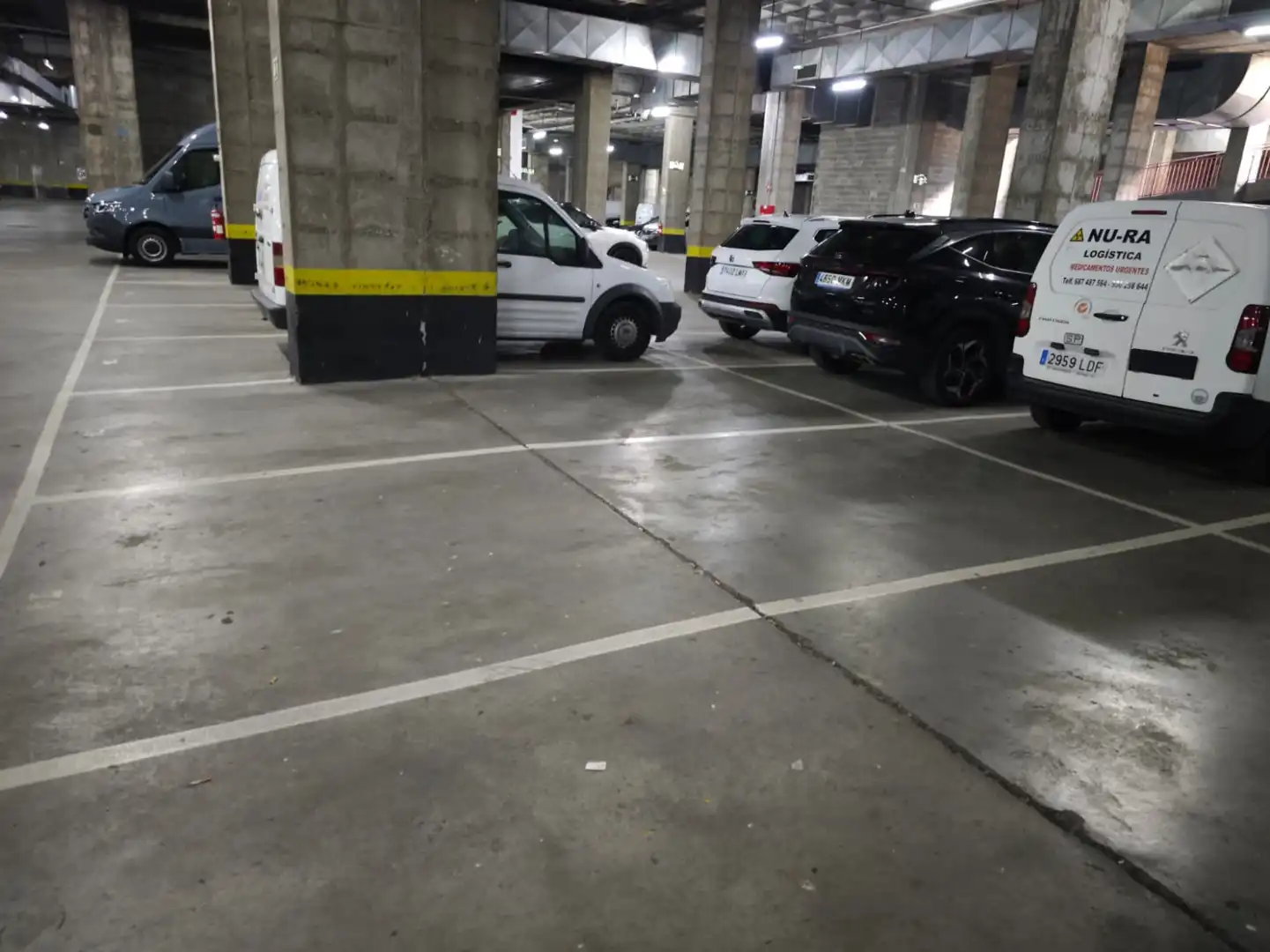 Parking of Industrial buildings for sale in Madrid