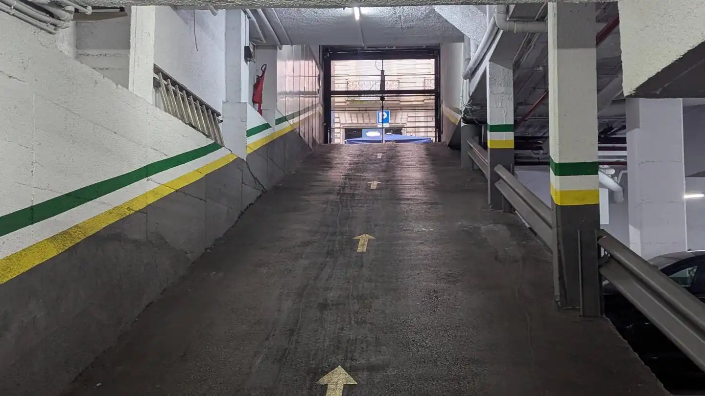 Aparcamiento en venta en calle de Santaló, imagen 8