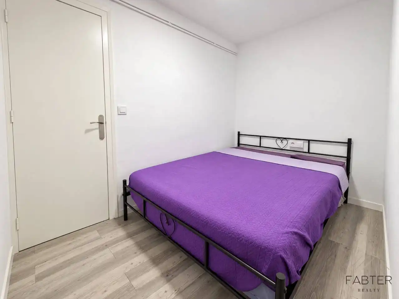Flat with terrace for sale in Calle Montserrat, imagen 17