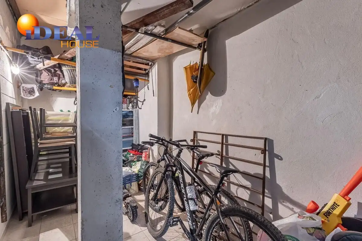 Flat for sale in Granada