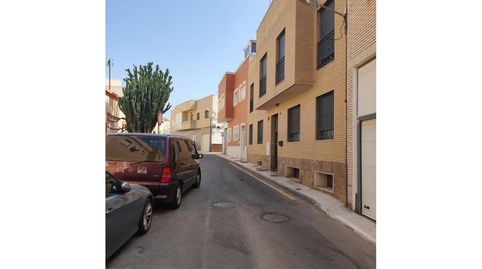 Foto 3 de Piso en venta en Calle Industrias del Alquián, El Alquián, Almería Capital