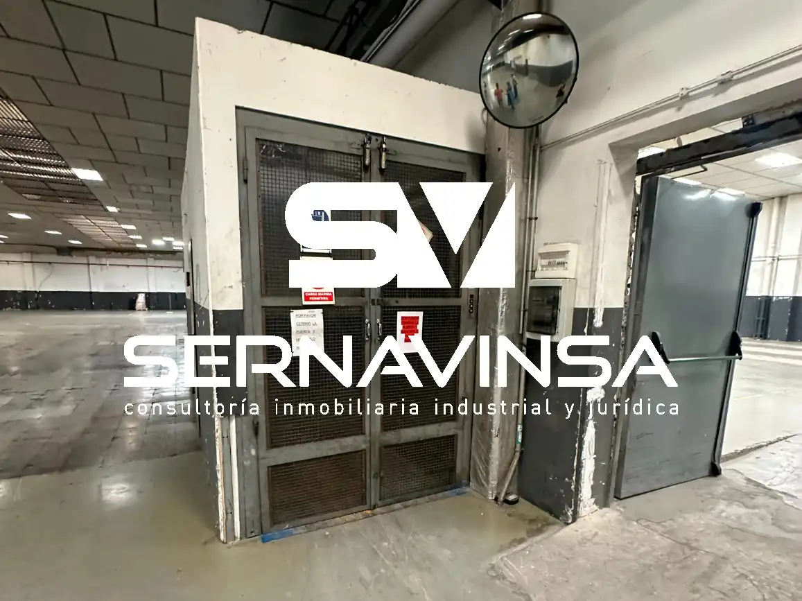 Nave industrial de alquiler en Sabadell