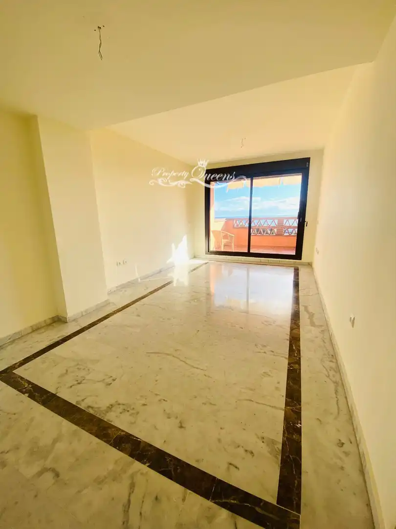 Attic for rent in Marbella  with Air Conditioner, Terrace and Storage room