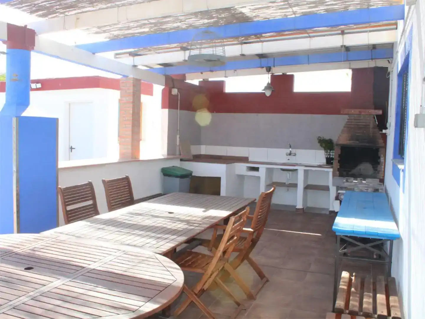 Terrassa de Finca rústica de lloguer en Motril amb Jardí privat, Piscina i Moblat