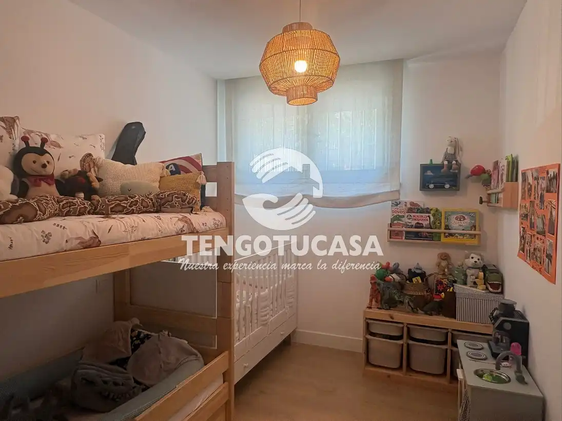 Schlafzimmer von Wohnung zur Miete in Madrid mit Klimaanlage, Heizung und Privatgarten