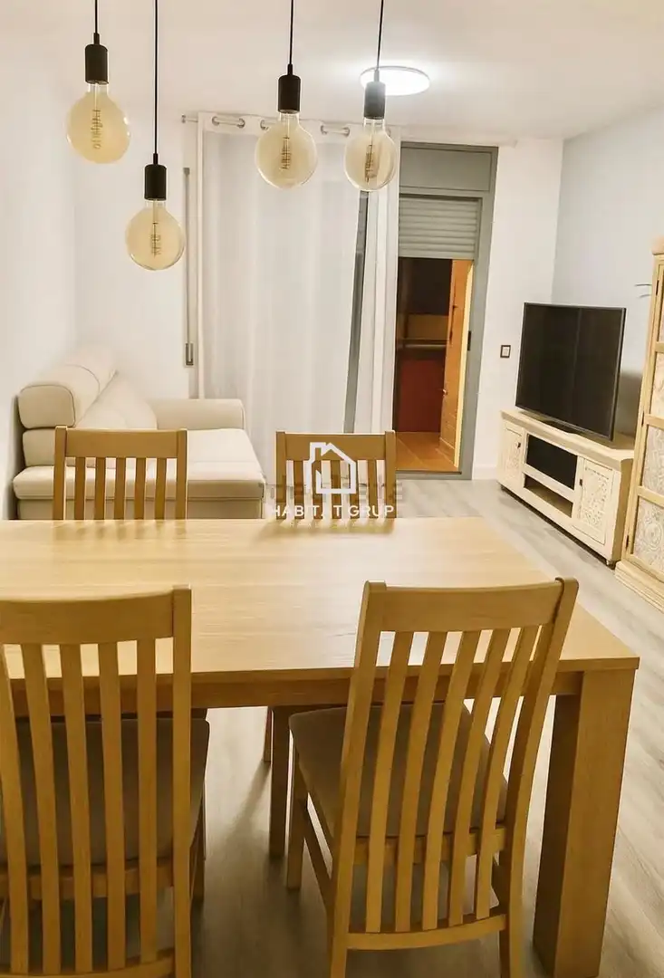 Außenansicht von Wohnung zum Verkauf in Mont-roig del Camp mit Klimaanlage, Heizung und Terrasse