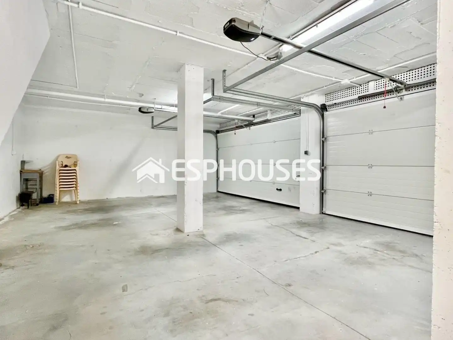 Parking de Casa o chalet en venta en Guardamar del Segura con Aire acondicionado, Trastero y Piscina