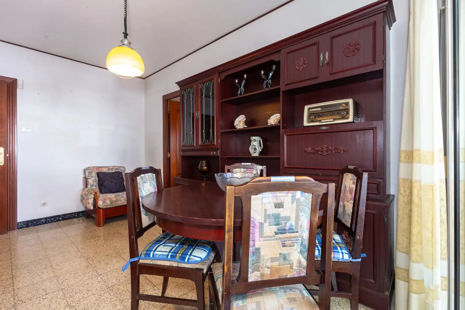 Comedor de Piso en venta en Sant Cugat del Vallès con Calefacción, Balcón y Alarma