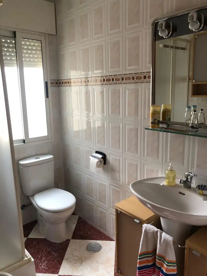 Badezimmer von Wohnung zum Verkauf in Daimiel mit Heizung