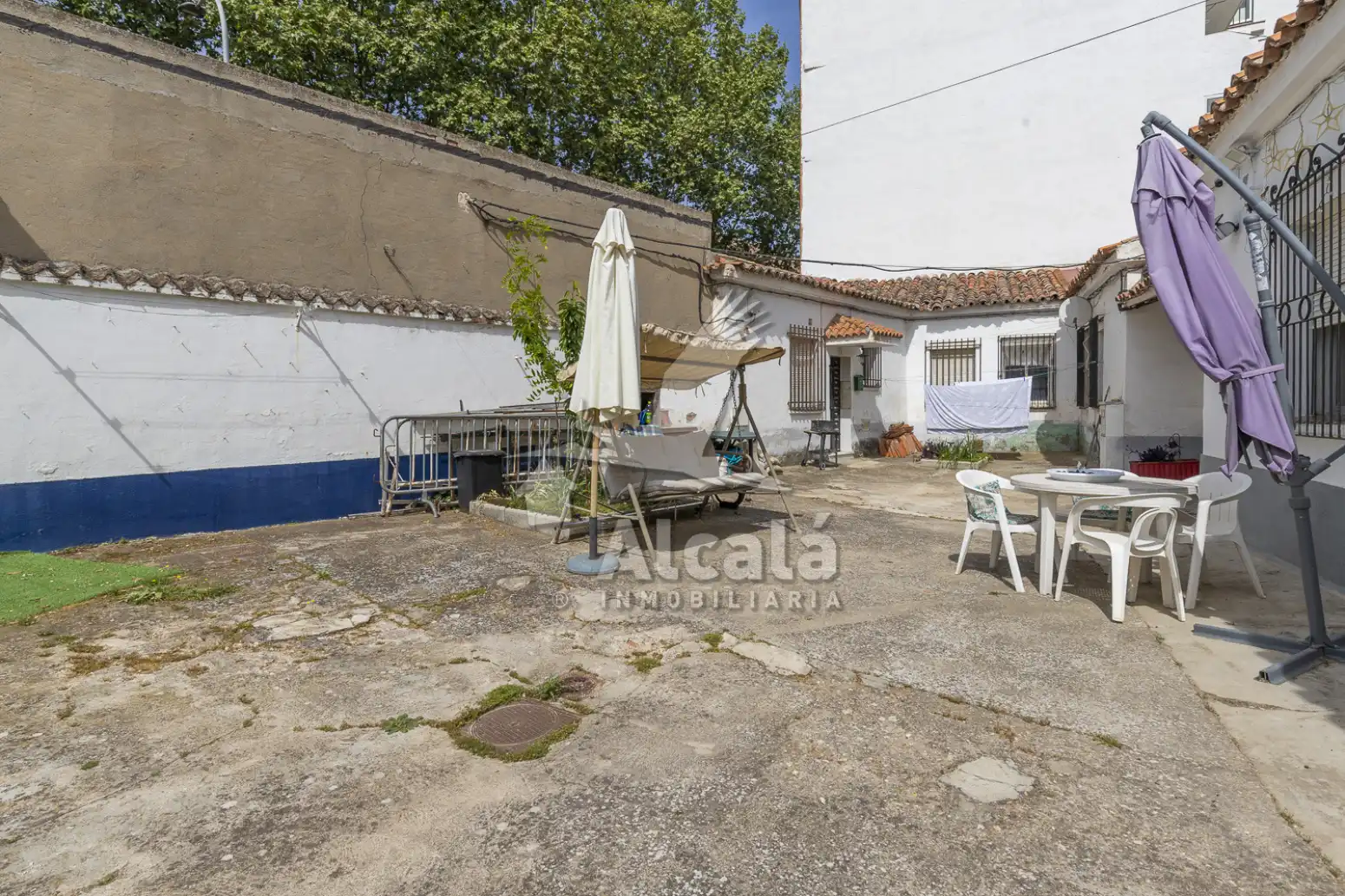 Außenansicht von Einfamilien-Reihenhaus zum Verkauf in Alcalá de Henares