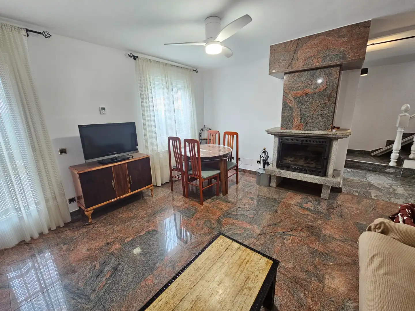 Living room of Houses for rent in Cabanillas de la Sierra  with Heating, Private garden and Terrace