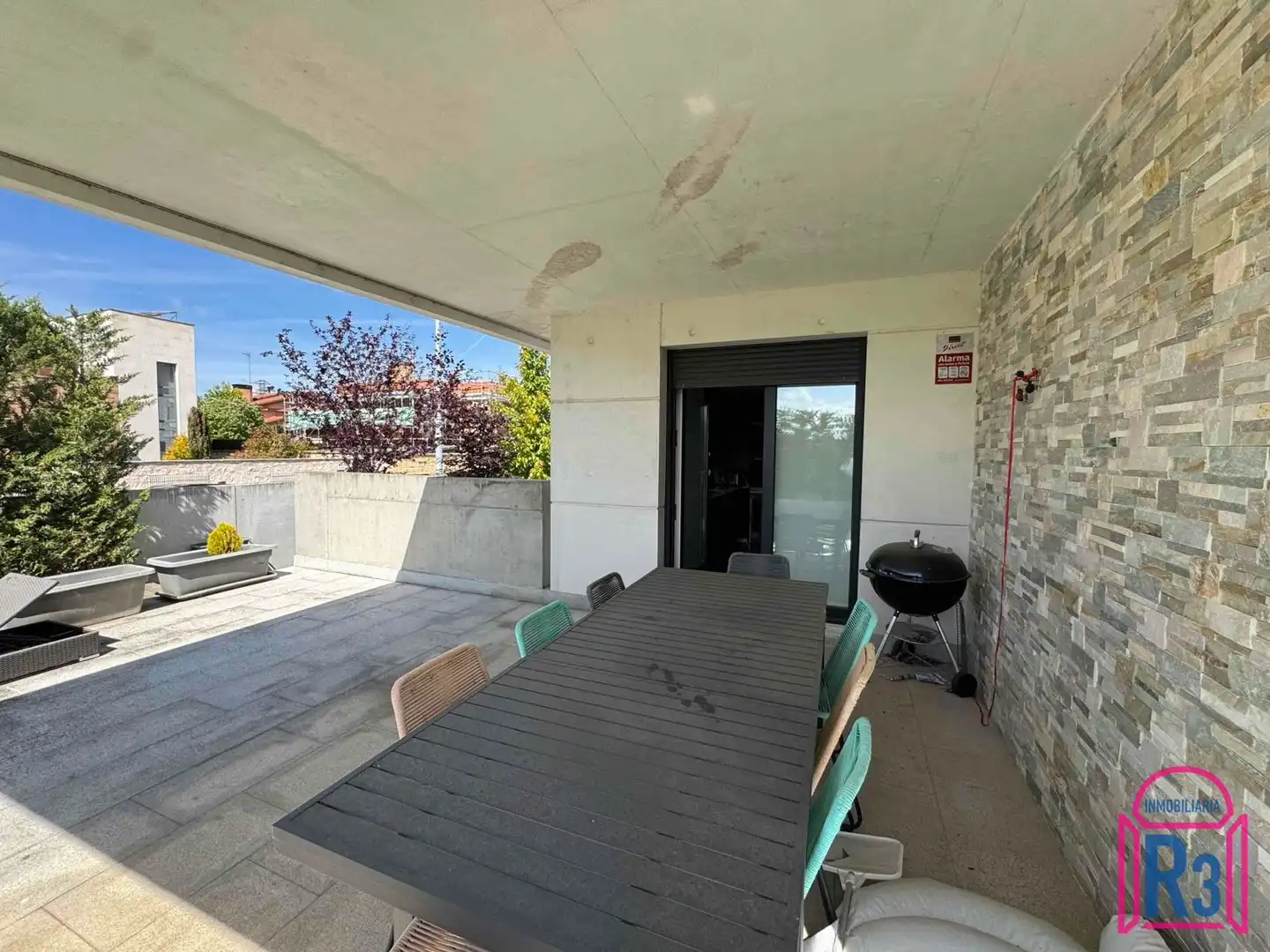 Terraza de Casa o chalet en venta en León Capital  con Calefacción y Piscina