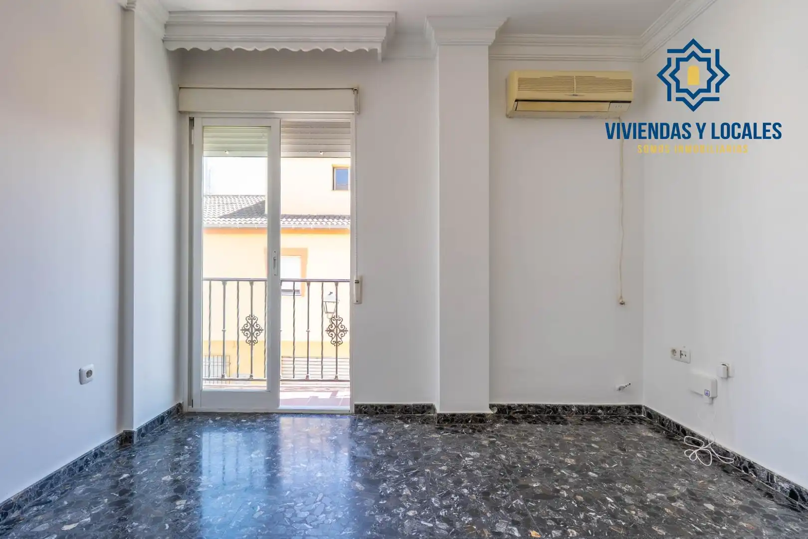 Piso con terraza en venta en Calle Calle San Juan de Dios