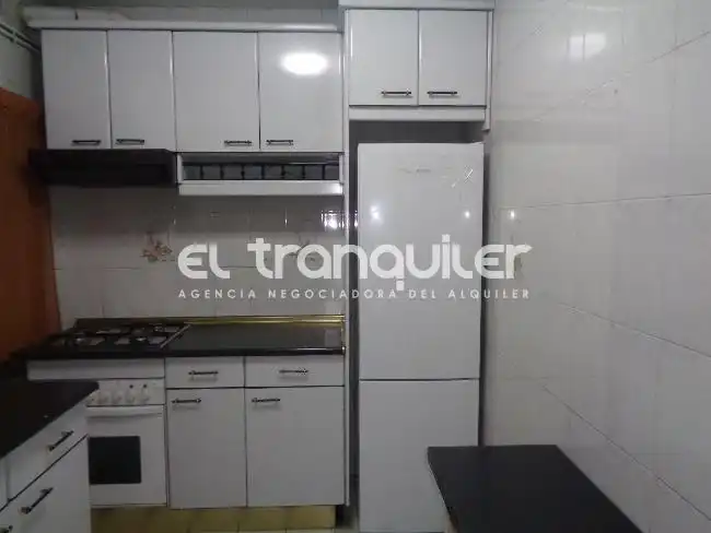 Flat for rent in Calle Maestro Arbós, La Alhóndiga