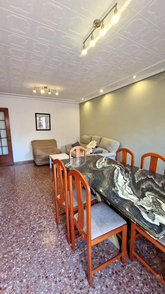 Sala de estar de Piso en venta en Alfara del Patriarca con Aire acondicionado, Trastero y Amueblado