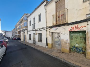 Terreno residencial en venta en Calle SANTIAGO RAMON Y CAJAL