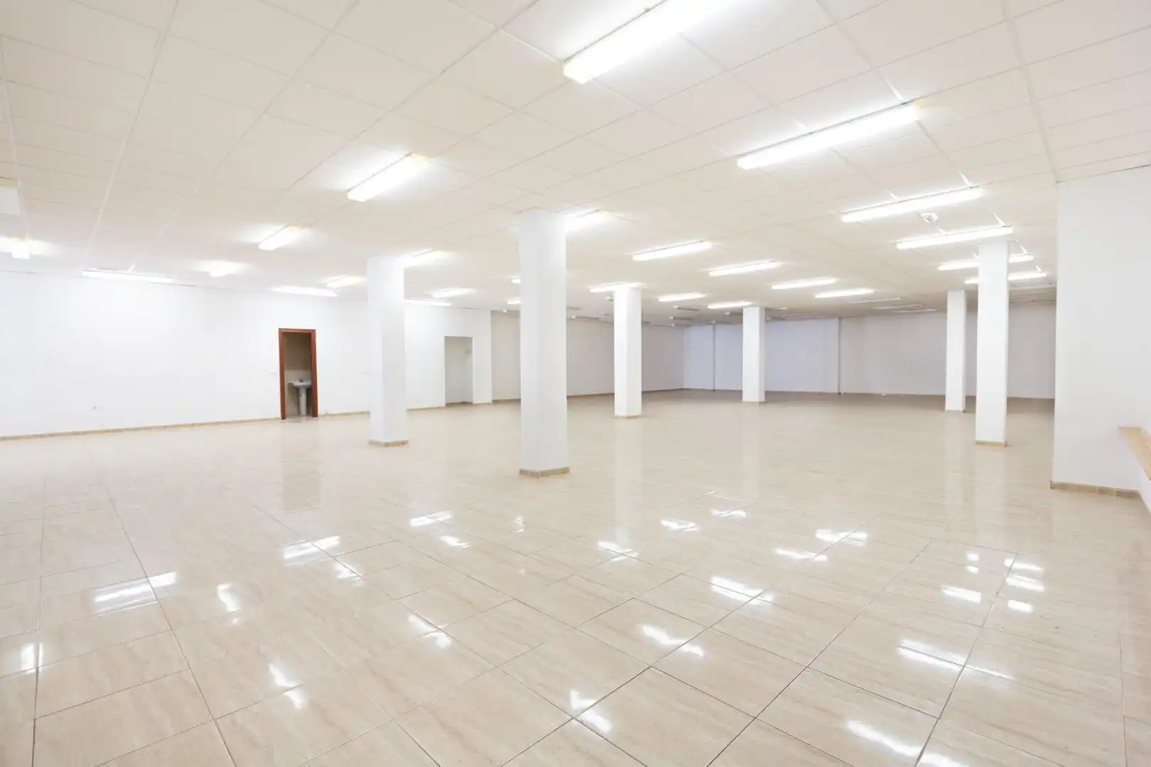 Business premises for sale in Calle JUAN CARLOS I, imagen 22