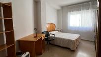 Bedroom of Flat to share in  Granada Capital