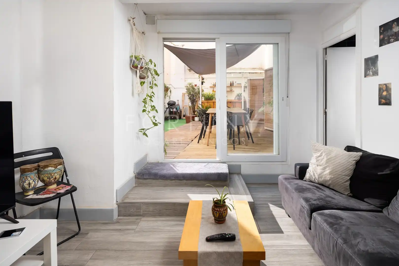 Living room of Flat for sale in Málaga  with Air Conditioner, Terrace and Furnished