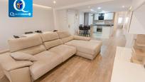 Living room of Flat for sale in Alicante / Alacant