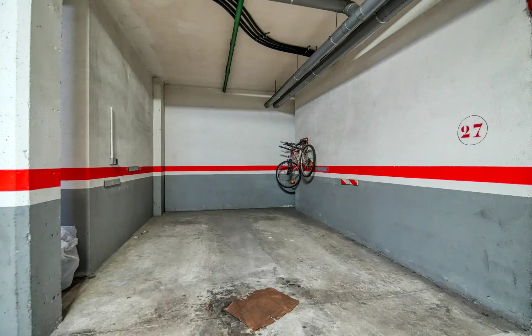 Parking de Casa o chalet en venta en Ávila con Calefacción, Terraza y Trastero