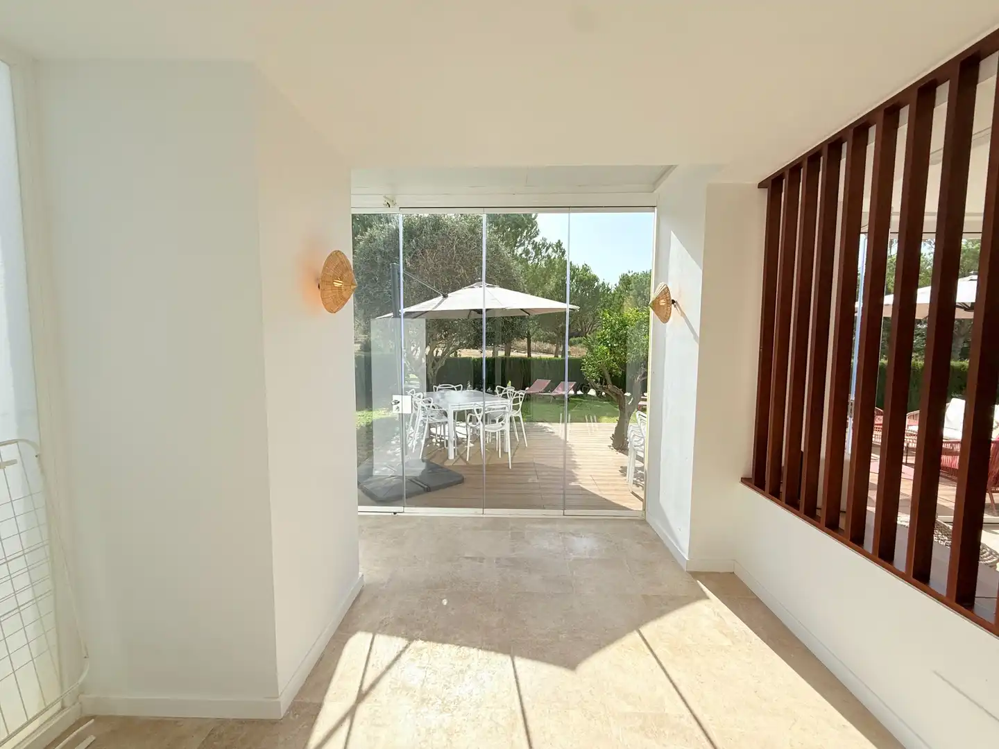 Terrasse von Einfamilien-Reihenhaus zur Miete in Las Chapas - El Rosario