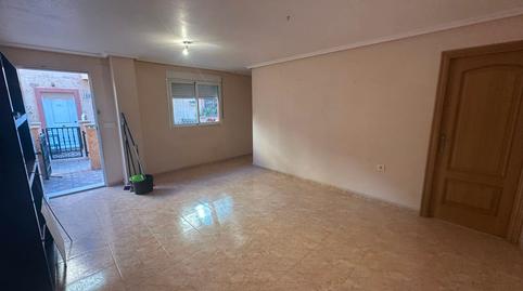 Photo 5 of Single-family semi-detached to rent in Calle Salvador Dalí, Redován, Alicante