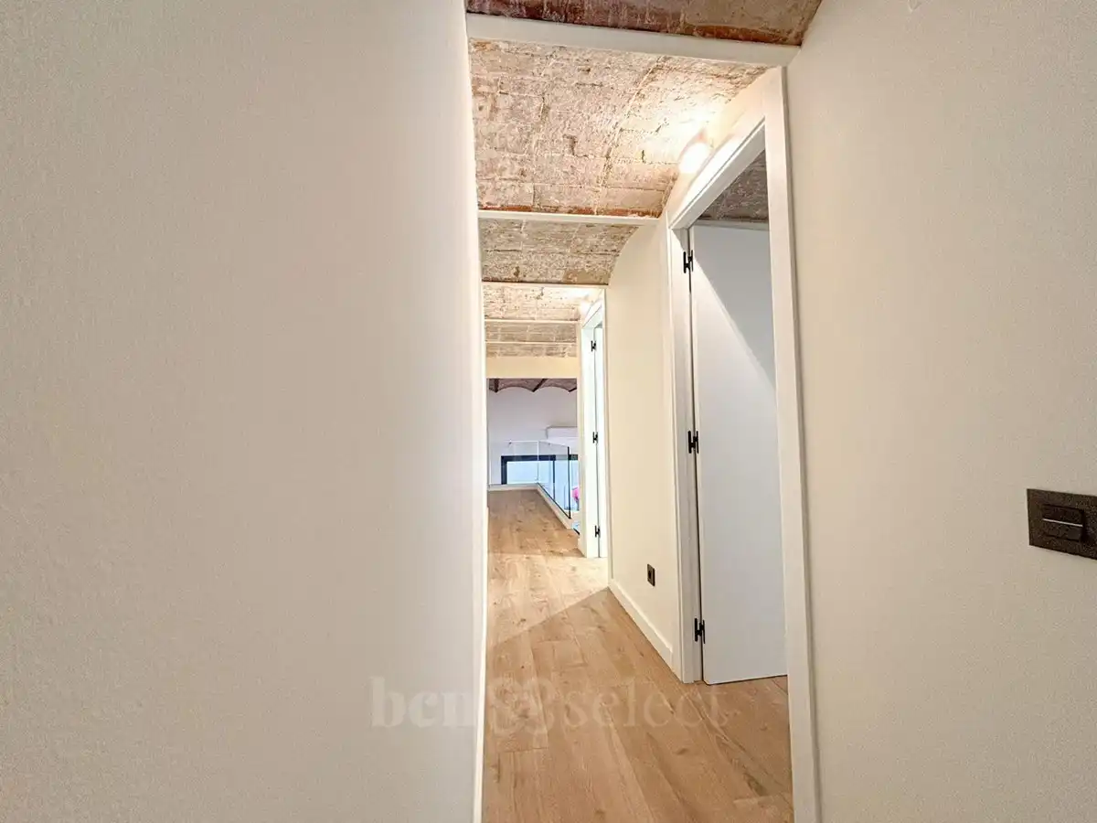 Duplexes for sale in Barcelona  with Air Conditioner, Heating and Private garden