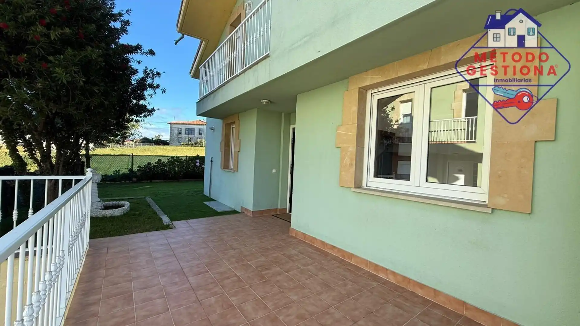 Vista exterior de Casa adosada en venta en Suances con Jardín privado, Terraza y Trastero