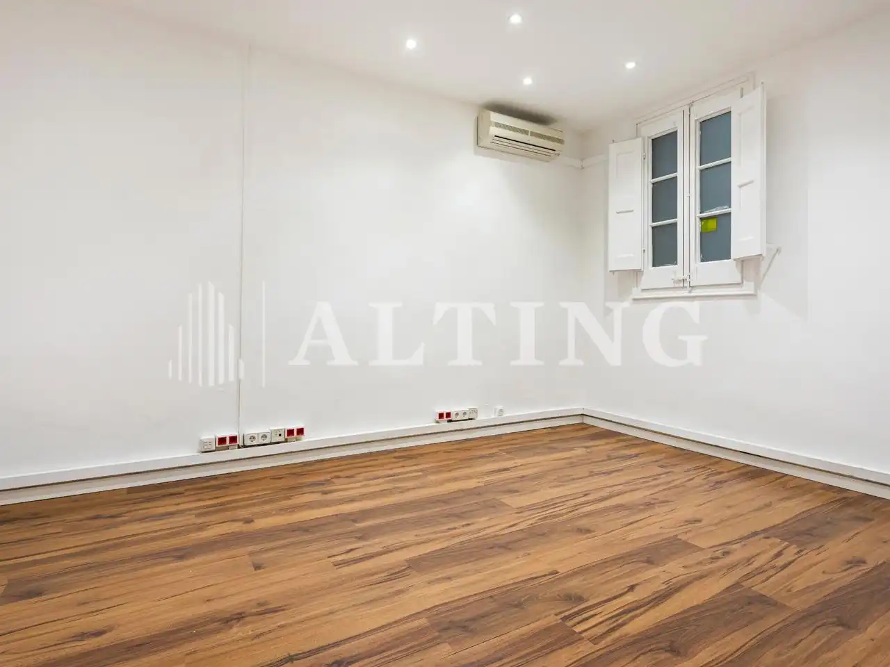 Sala de estar de Oficina de alquiler en Barcelona con Aire acondicionado y Calefacción