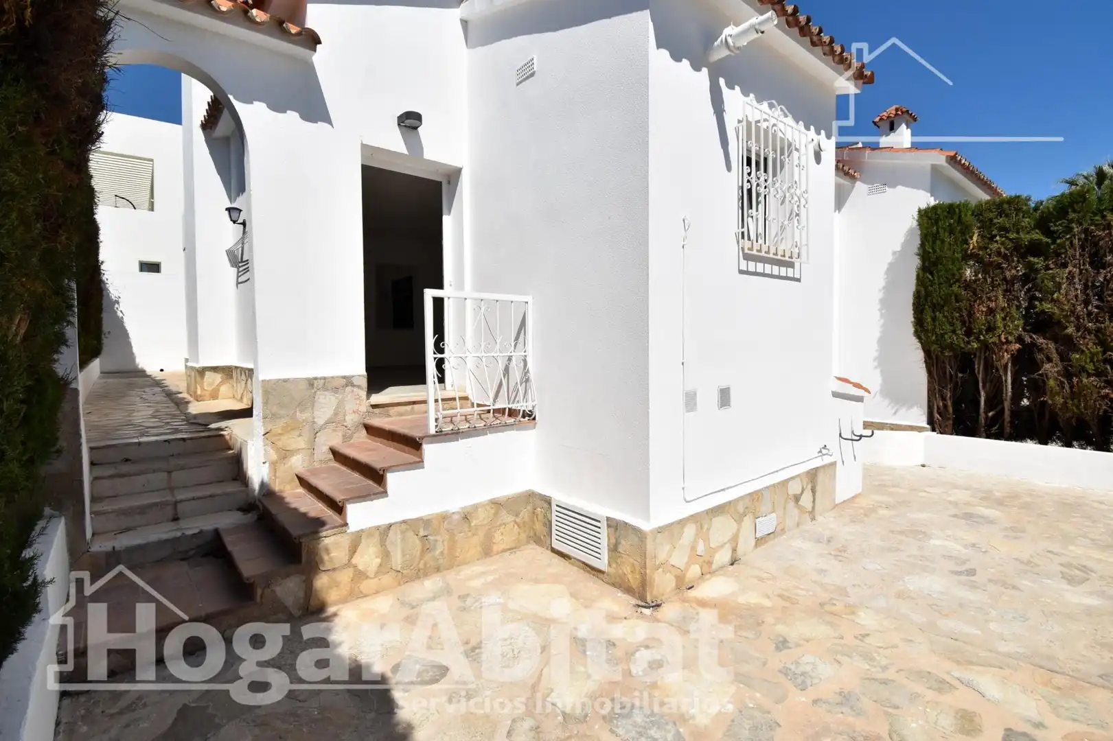 Vista exterior de Casa adosada en venta en Dénia con Aire acondicionado, Calefacción y Terraza