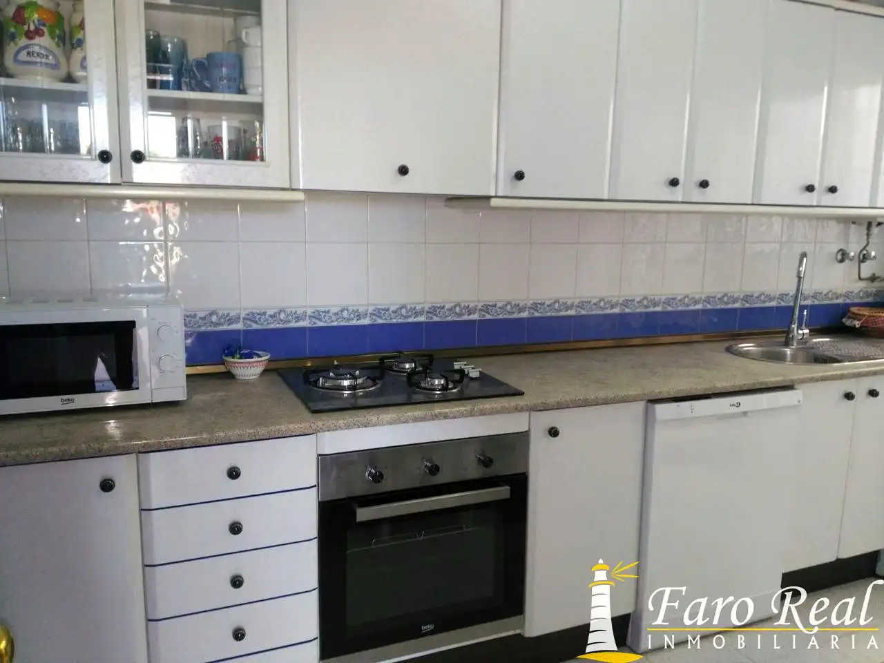 Kitchen of Detached homes for rent in Sanlúcar de Barrameda  with Air Conditioner, Private garden and Swimming Pool