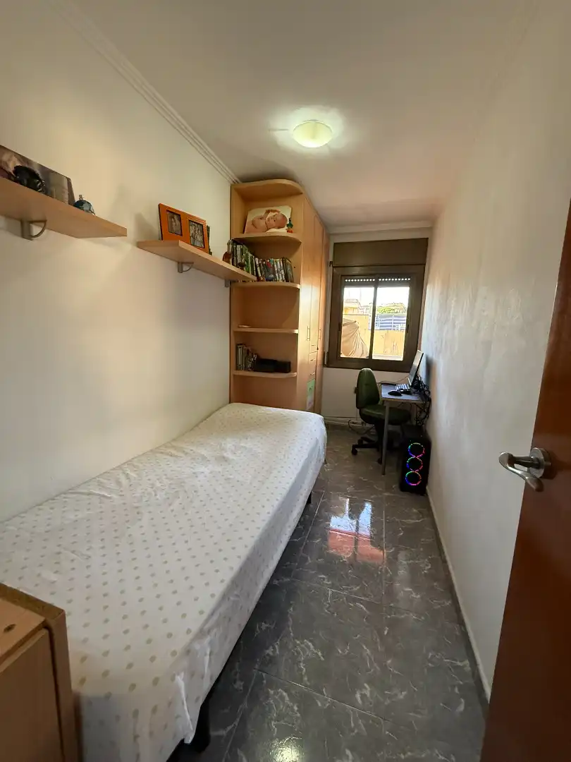 Bedroom of Flat for sale in Mataró  with Storage room, Furnished and Balcony