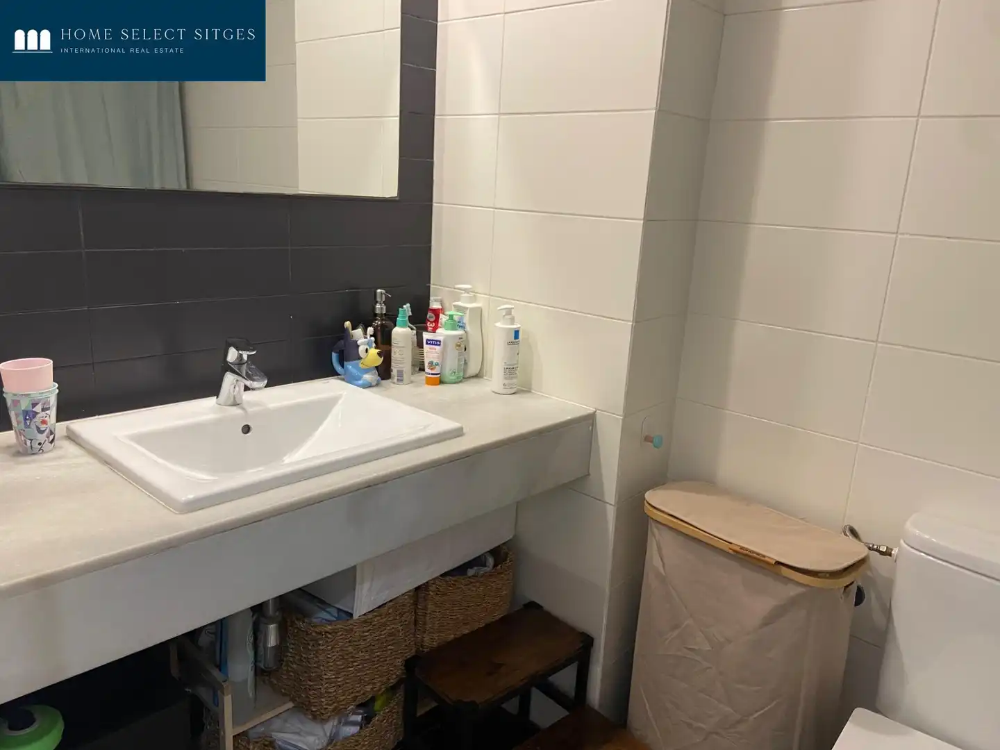 Bathroom of Ground floor for sale in Sitges  with Air Conditioner, Heating and Private garden