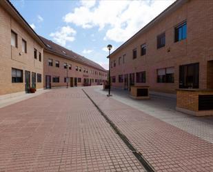 Exterior view of Single-family semi-detached for sale in  Zaragoza Capital  with Terrace and Storage room