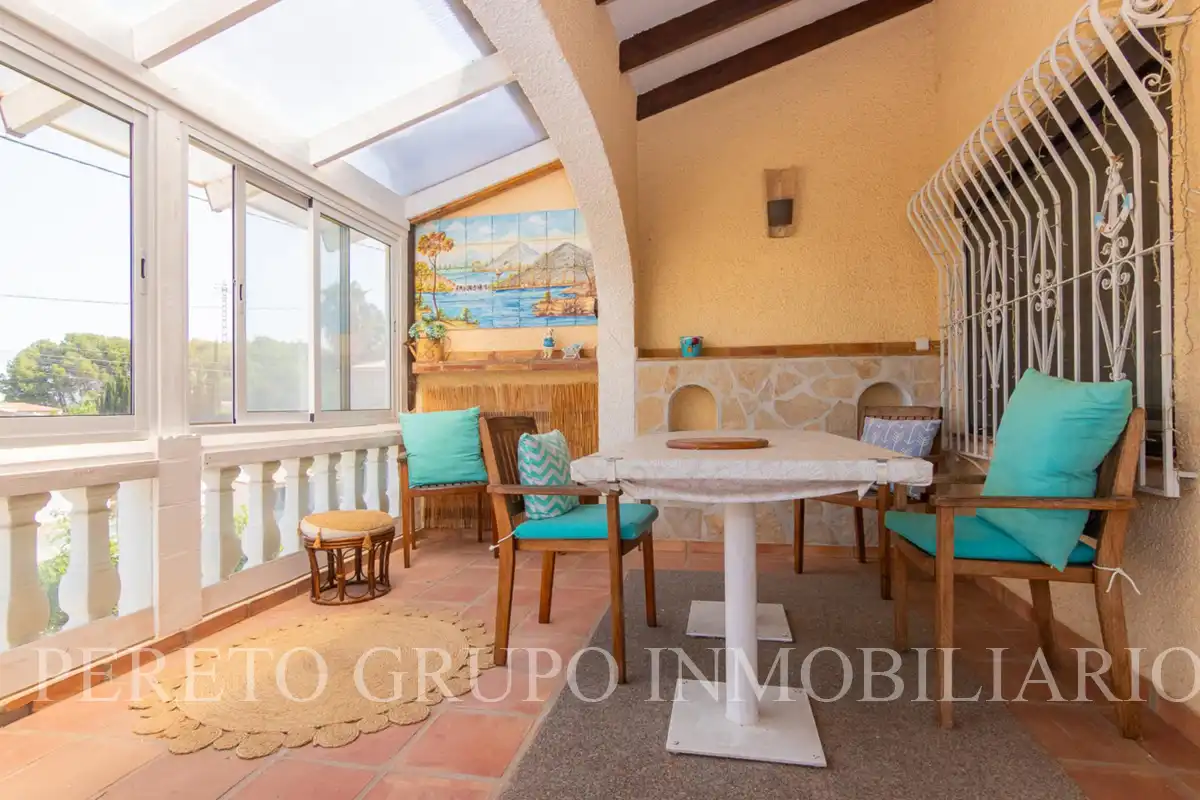 Detached house with pool for sale in El Montgó, imagen 8