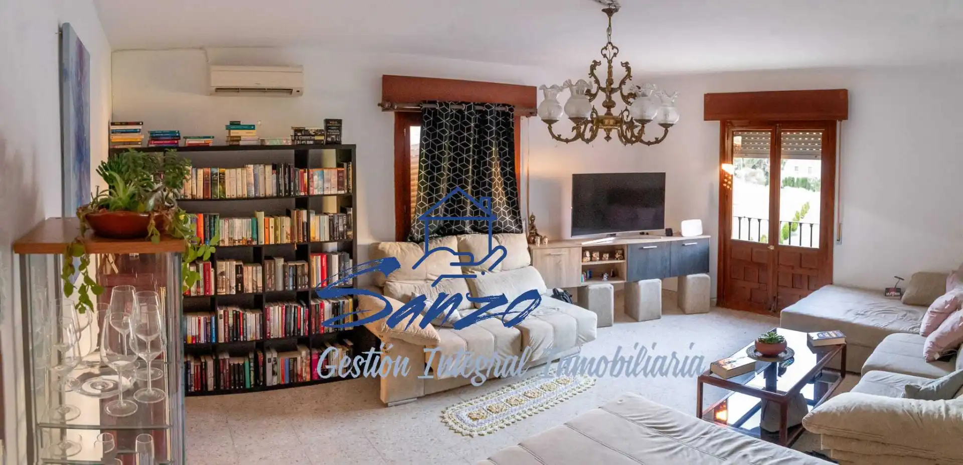 Sala d'estar de Finca rústica en venda en Antequera amb Terrassa