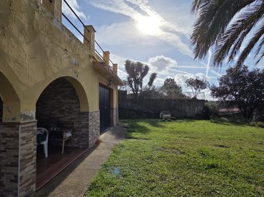 Xalet amb jardí en venda a Camino Atalaya