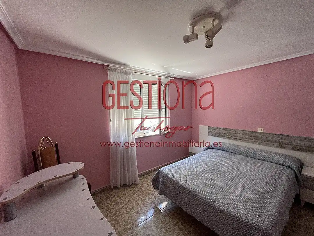 Habitación de Casa o chalet en venta en Noja con Jardín privado, Terraza y Amueblado