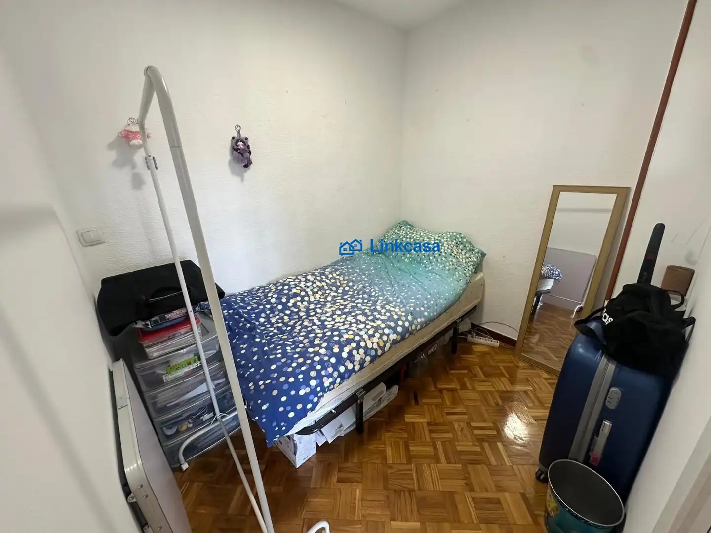 Habitación de Piso en venta en Madrid con Terraza