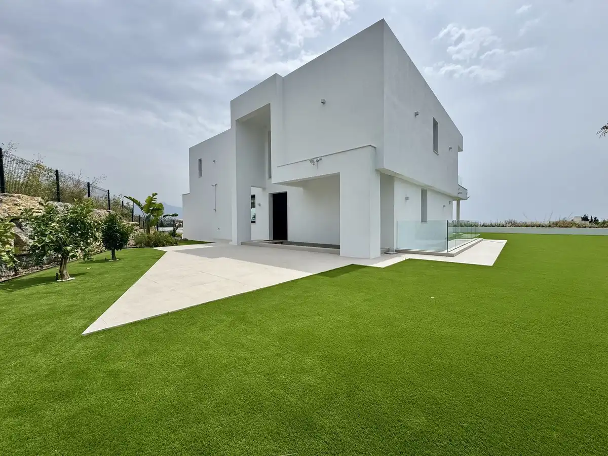 Casa con piscina en venta en Estepona - Estepona,Cancelada,Calle Arminio, imagen 43