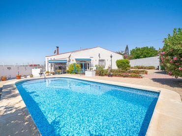 Villa mit Pool zum Verkauf in Ciudad Quesada