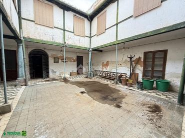 Doppelhaushälfte zum Verkauf in Manzanares